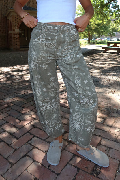 Willow Barrel Jeans *PRE ORDER 9/22*